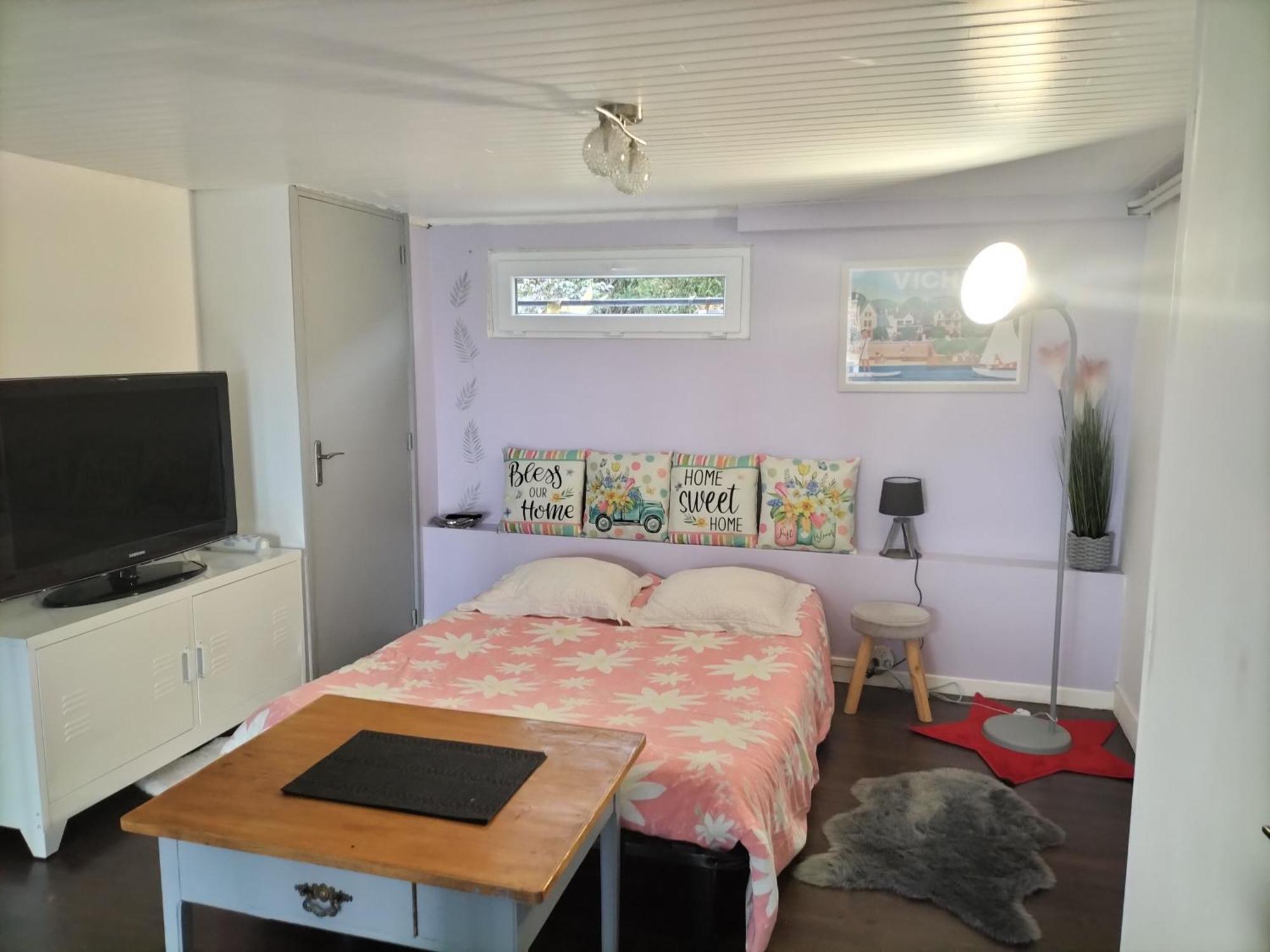 Studio 5mn VICHY Bellerive-sur-Allier Exterior foto